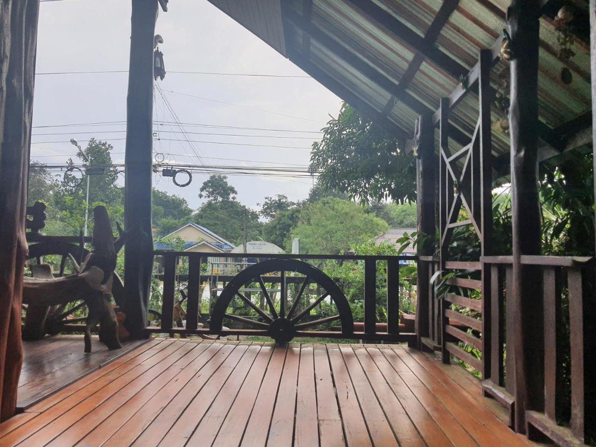 Baan Thabthong Homestay Ban Pak Nam  Kültér fotó
